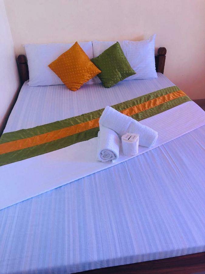 Rl Coastline Inn El Nido Exterior foto
